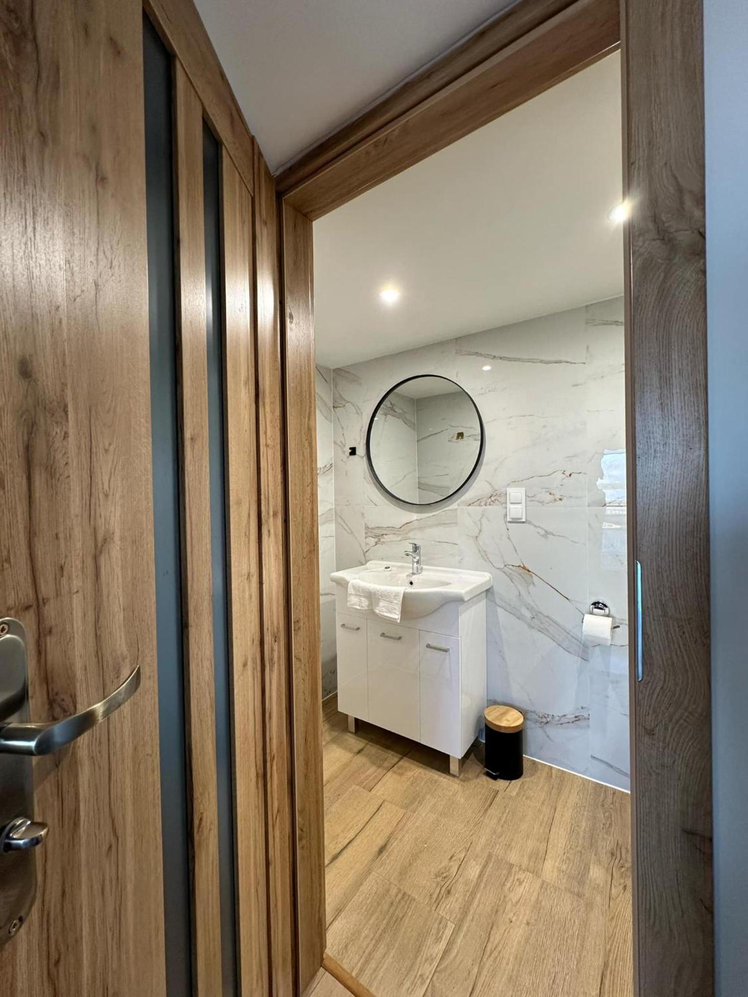 Apartament Bena Ze Zjawiskowym Tarasem Widokowym Chełmno Екстериор снимка
